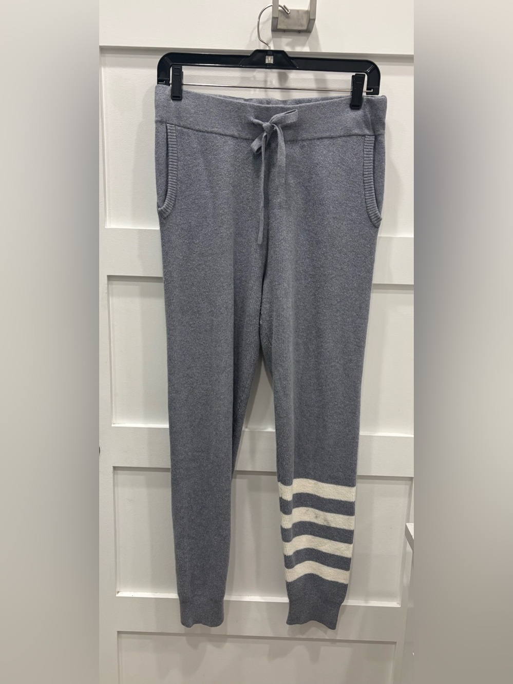 Monrow Gray Cashmere Blend Knit Joggers with Cream Stripe Accent